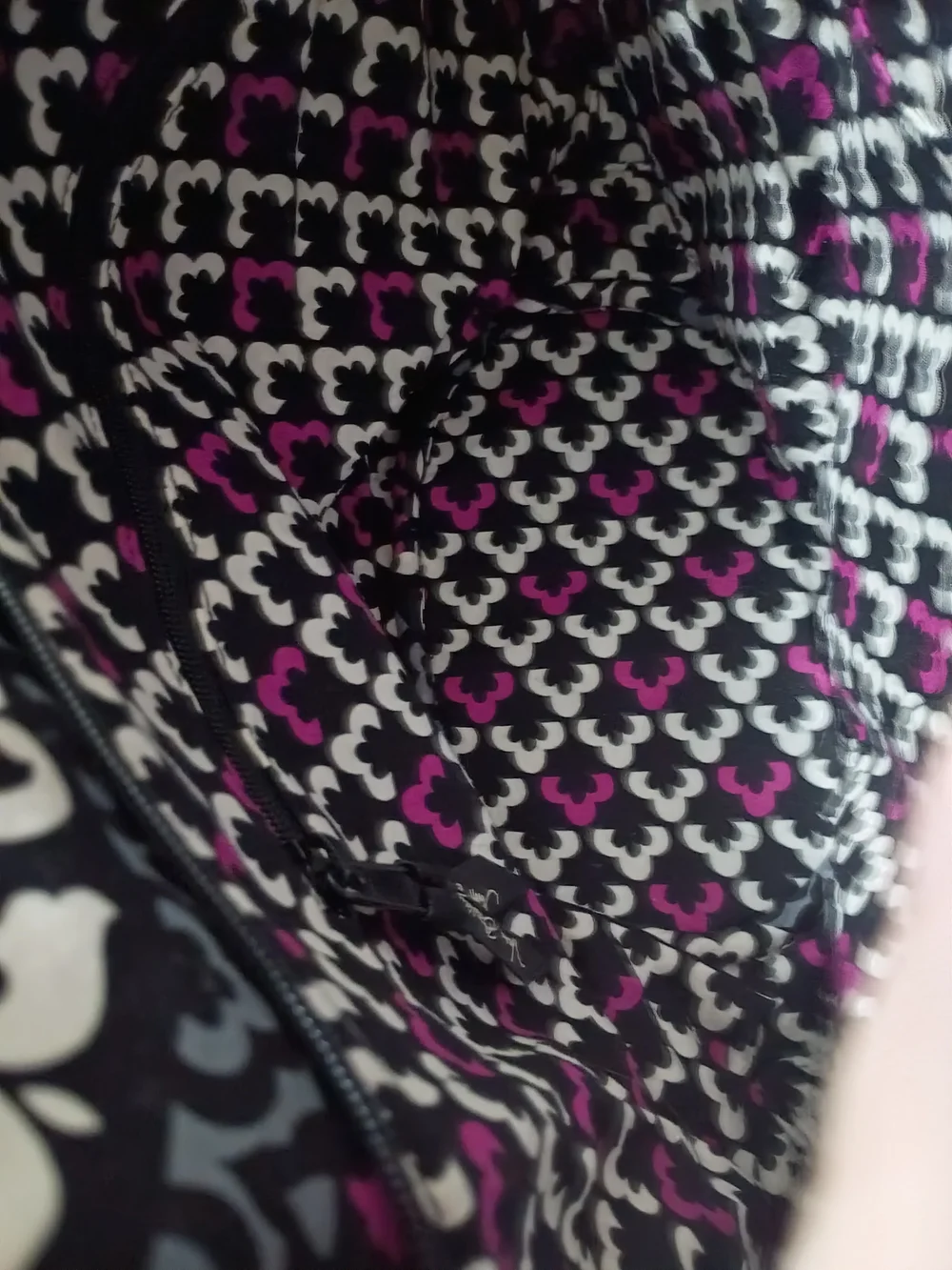 Vera Bradley Black, White & Purple Quilted Tote